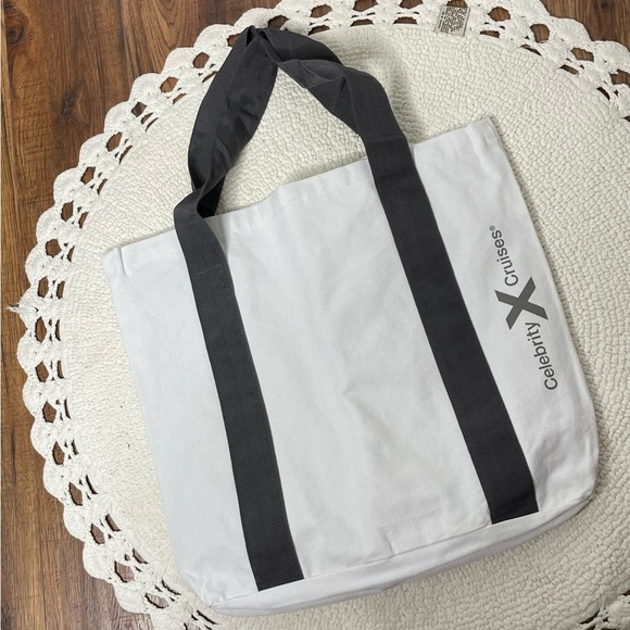 Celebrity Cruises White Canvas Logo Tote Bag with Gray Trim and slippers NEW - Picture 3 of 10
